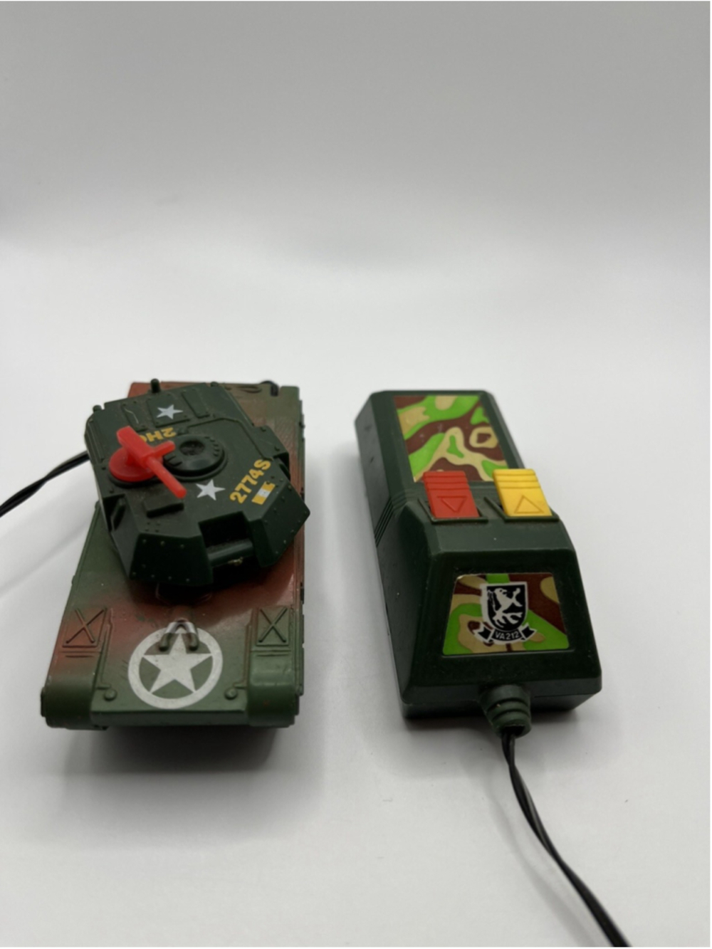 ARCO Die Cast Remote Control Combat Tank Military Toy Vehicle 1980s Vintage
